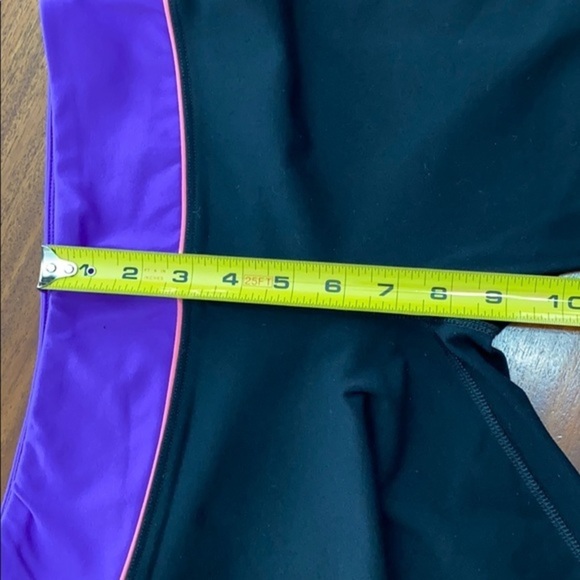 Workout Crops - Picture 4 of 11